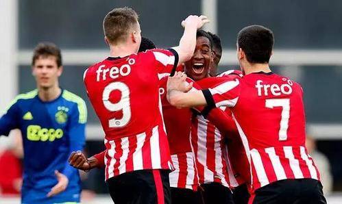 立的深厚感 立的深厚感