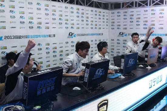 约克倒地分 约克倒地分