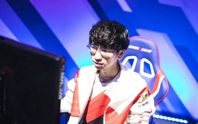 冠军公益行 冠军公益行