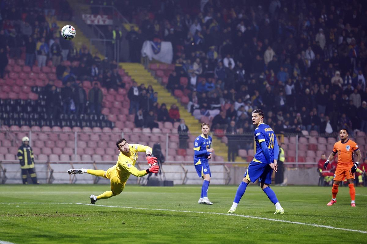 赛的战术变 赛的战术变