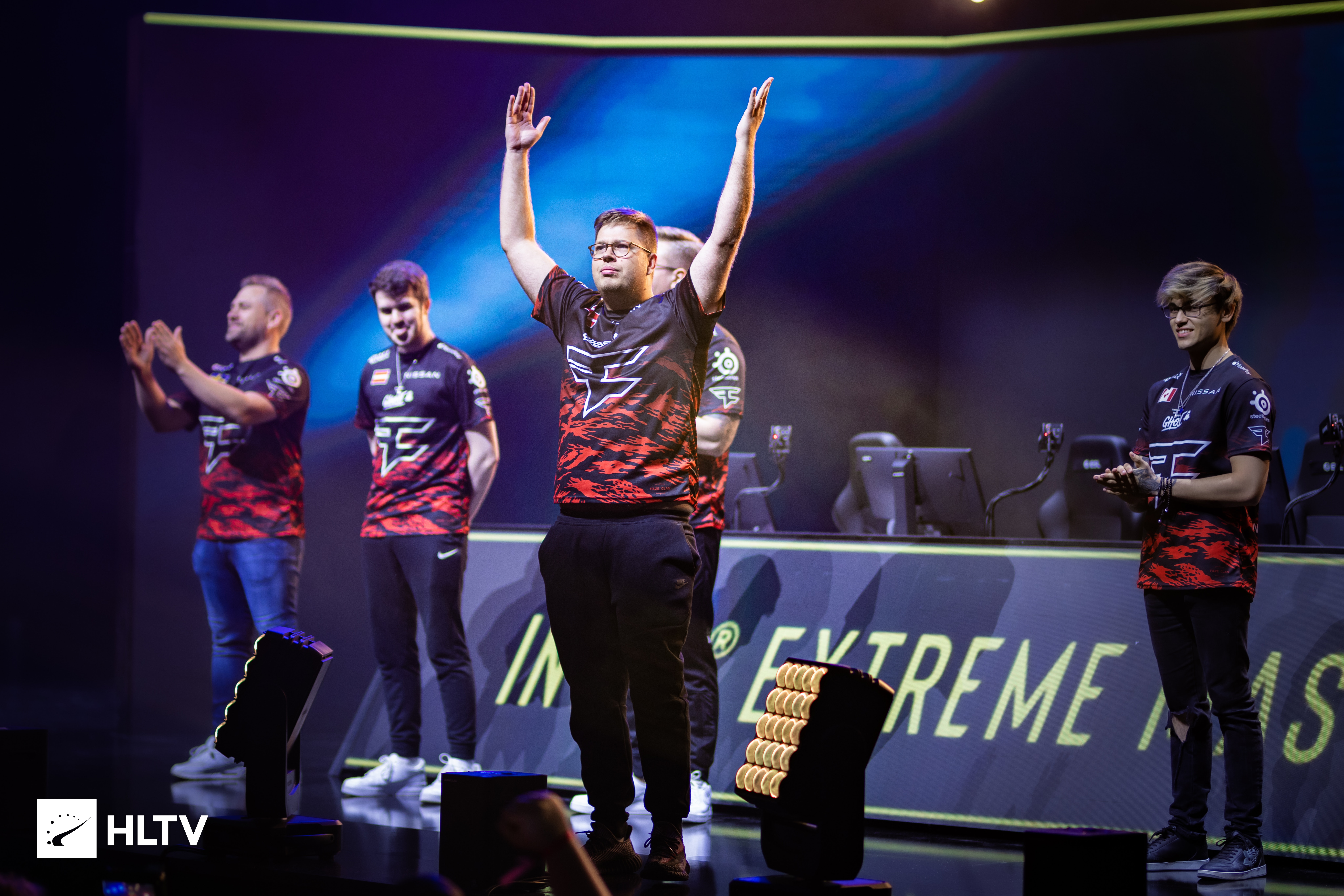 且具备继续 且具备继续