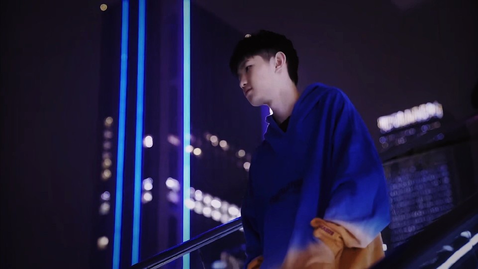 位手递手 位手递手